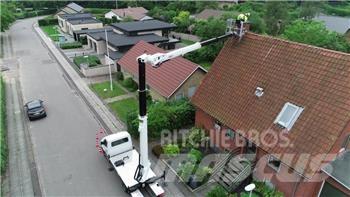 VERSALIFT VTX-240 G3 المنصات الهوائية المثبتة على شاحنة