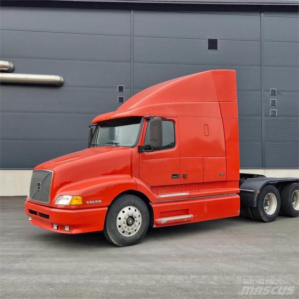 Volvo VNL-4 وحدات الجر