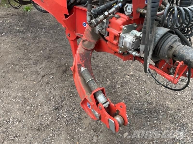 Kuhn GA13131 معدات حصد