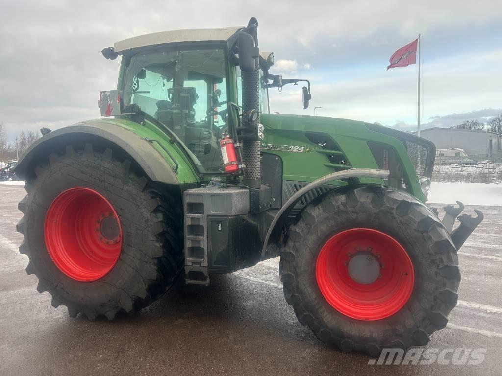 Fendt 824 Vario الجرارات