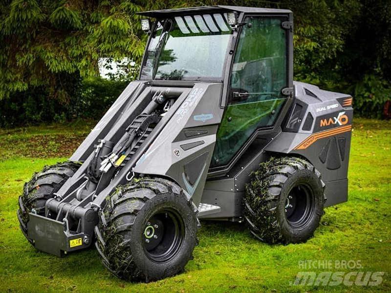 Cast Loader MAXO 57D لوادر صغيرة