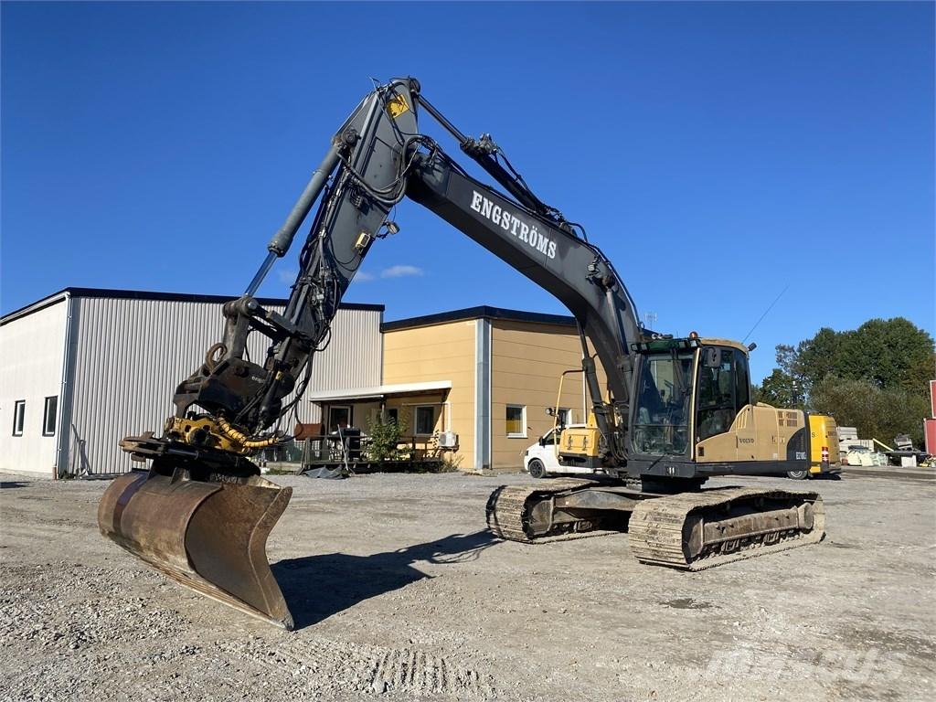 Volvo EC 210 C L حفارات زحافة