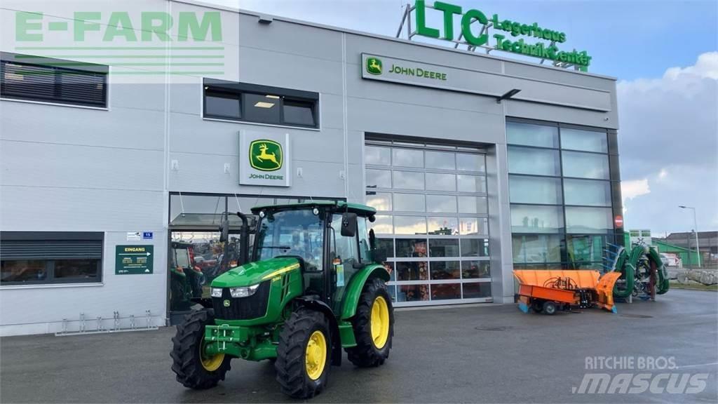 John Deere 5058E الجرارات