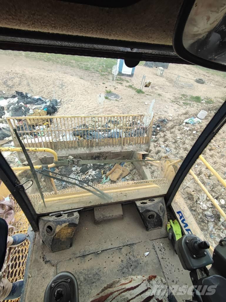 Tana G290 مكابس المخلفات