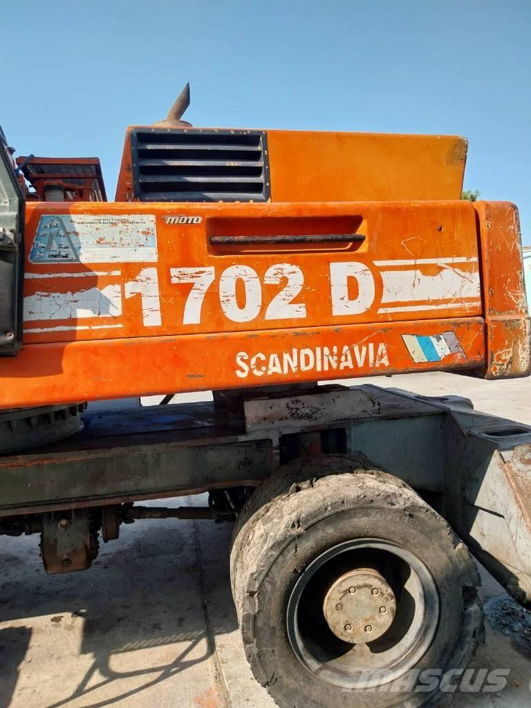 Atlas 1702 D حفارات بعجل