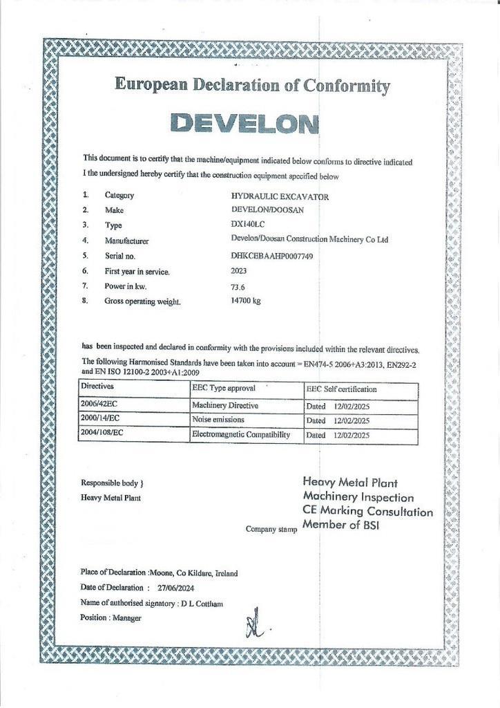 Develon DX140LC حفارات زحافة