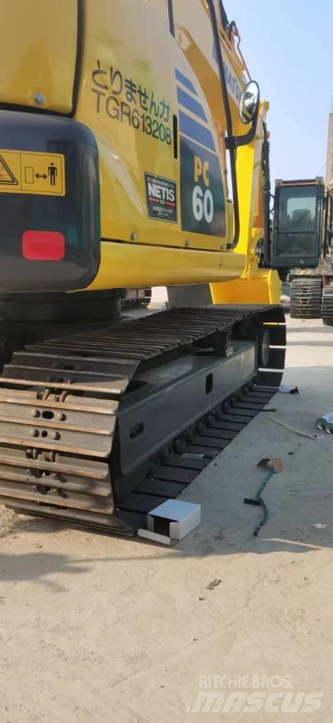 Komatsu PC 60-8 حفارات زحافة