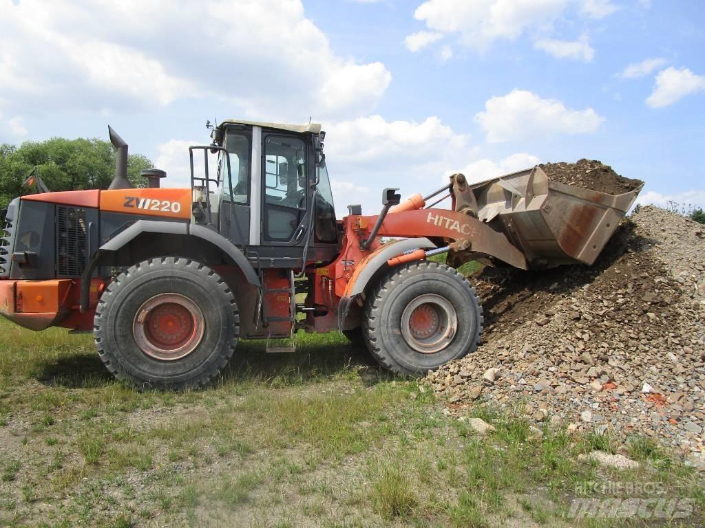 Hitachi ZW 220  Waage لوادر بعجل