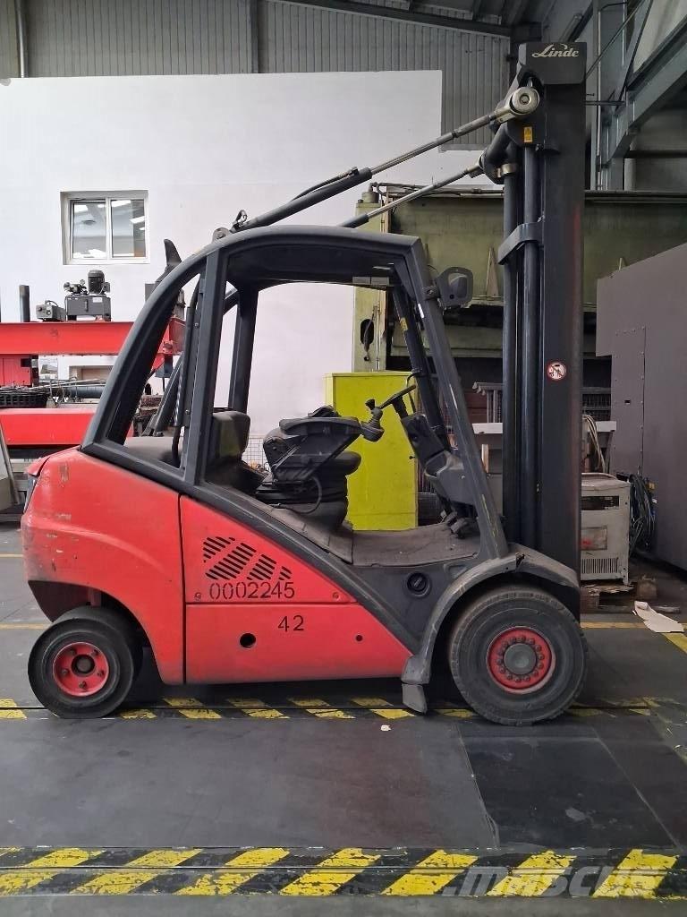 Linde H30D-01 شاحنات الديزل
