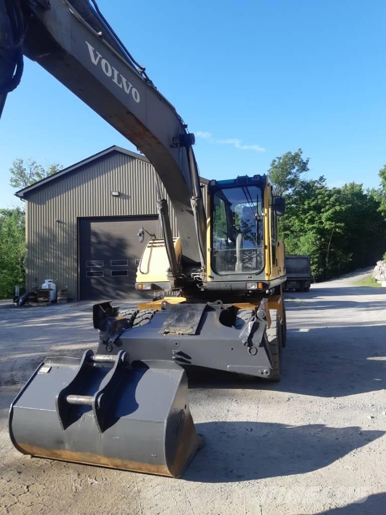 Volvo EW 180 B حفارات بعجل