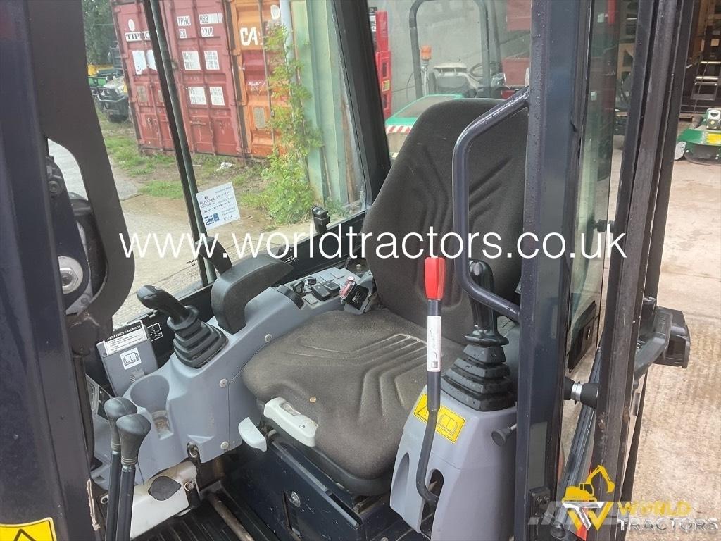 Kubota U 27-4 حفارات صغيرة أقل من 7 طن (حفارات صغيرة)
