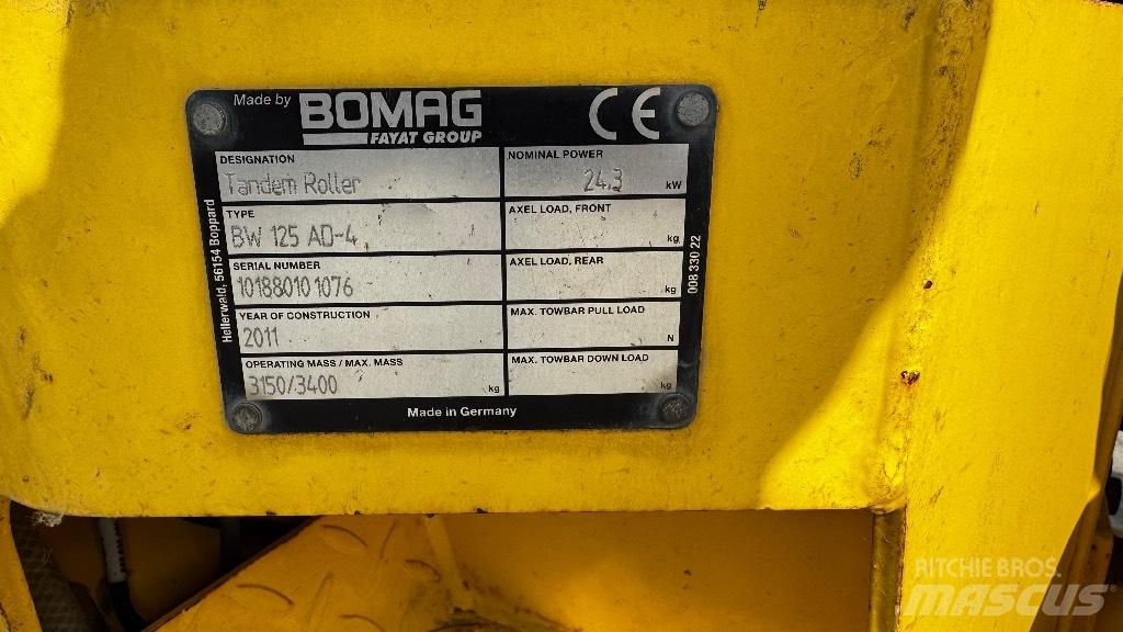 Bomag BW 125 AD-4 مداحل ثنائية الاسطوانة