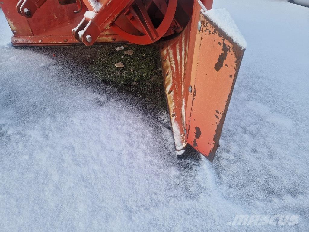 Esko 312 قاذفات الجليد