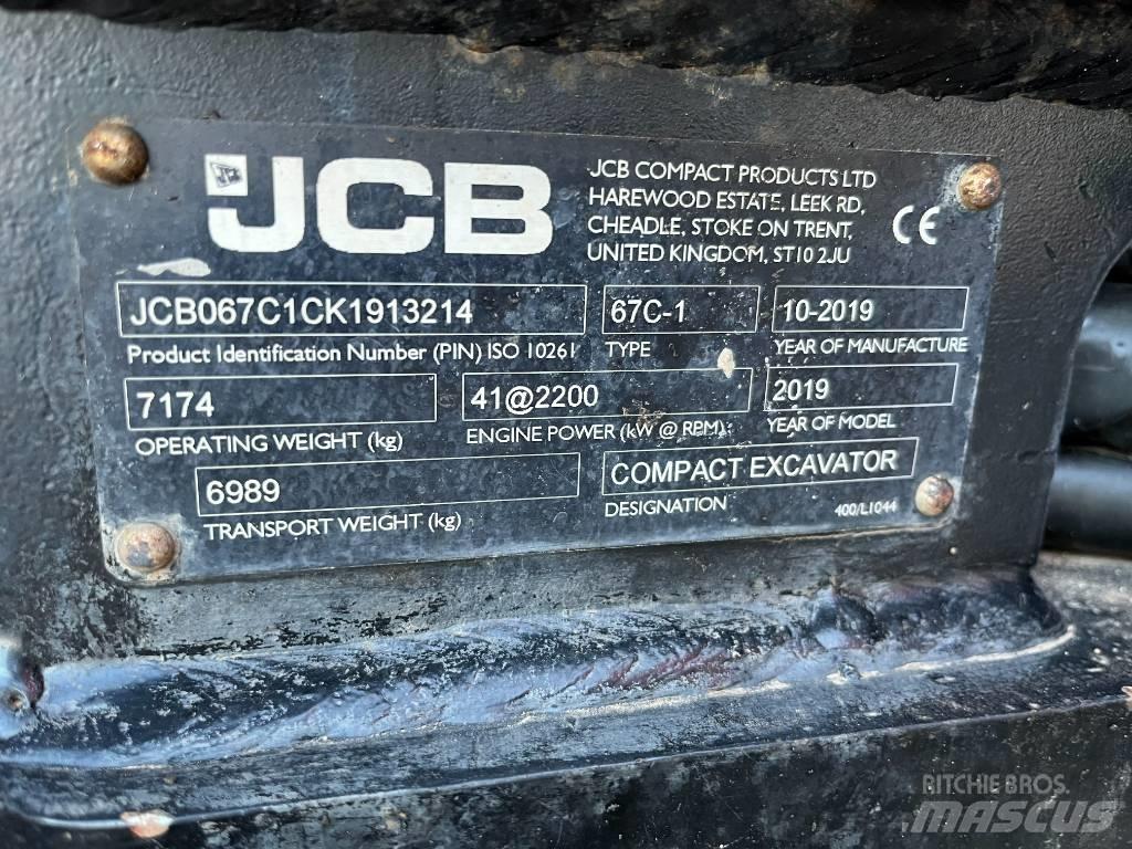 JCB 67 C حفارات صغيرة أقل من 7 طن (حفارات صغيرة)