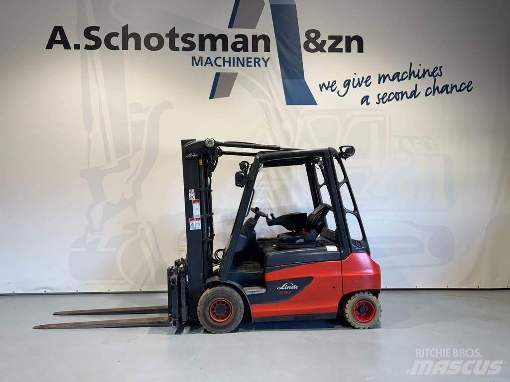 Linde E30-01 شاحنات ذات رافعات شوكية تعمل بالكهرباء