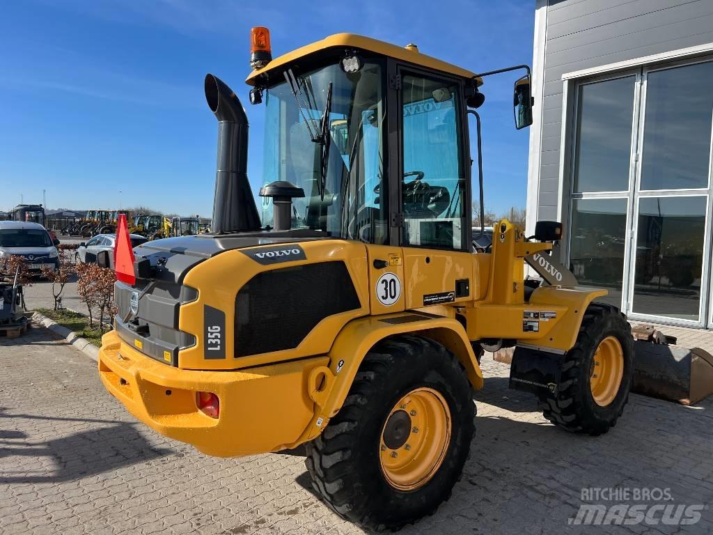 Volvo L 35 G لوادر بعجل