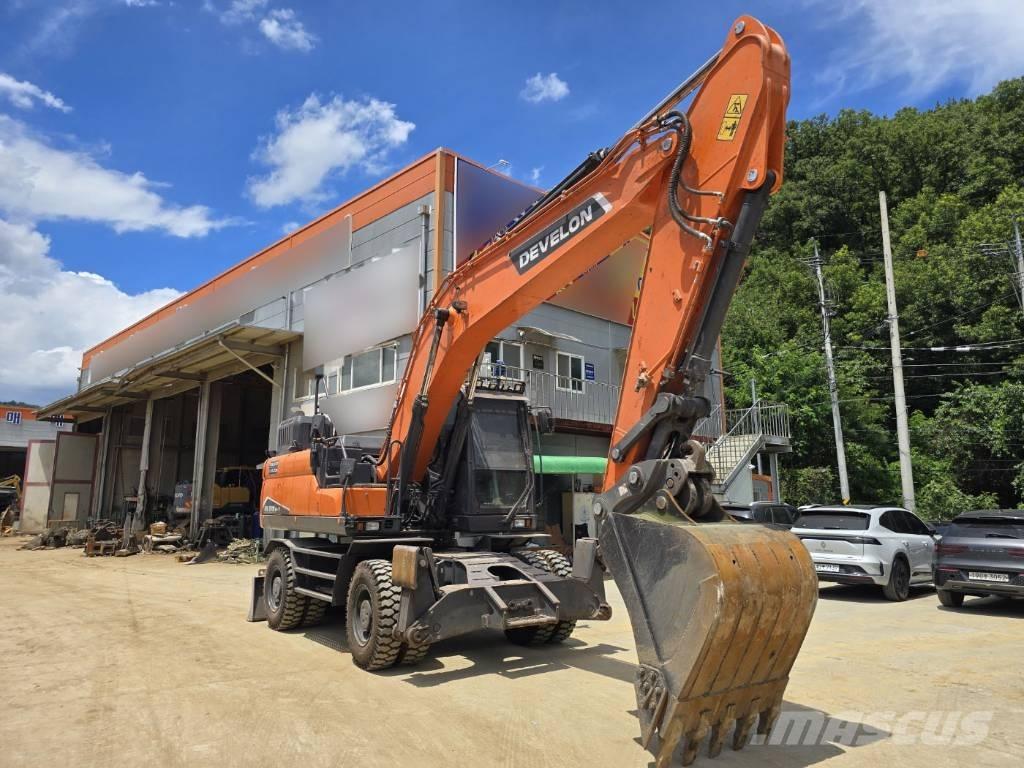Doosan DX220W-7 حفارات بعجل