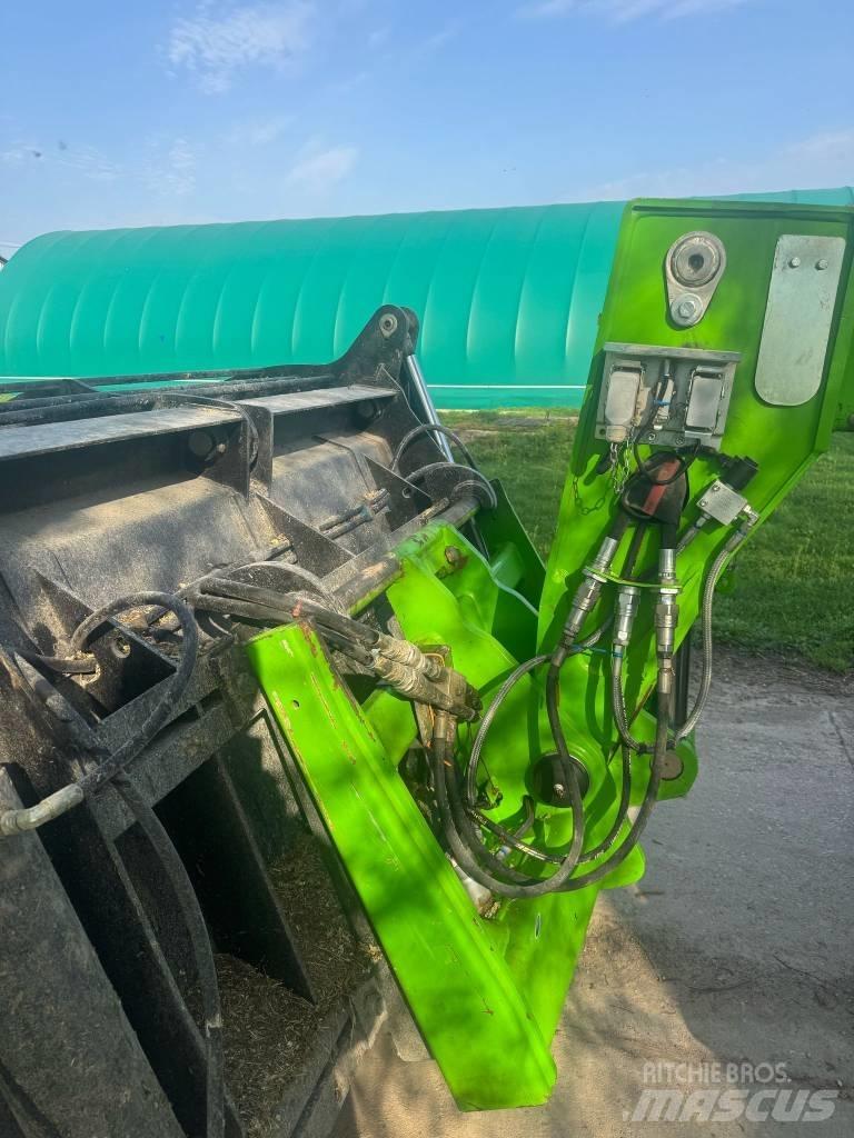 Merlo TF 50.8 T CS معدات مناولة لأغراض الزراعة