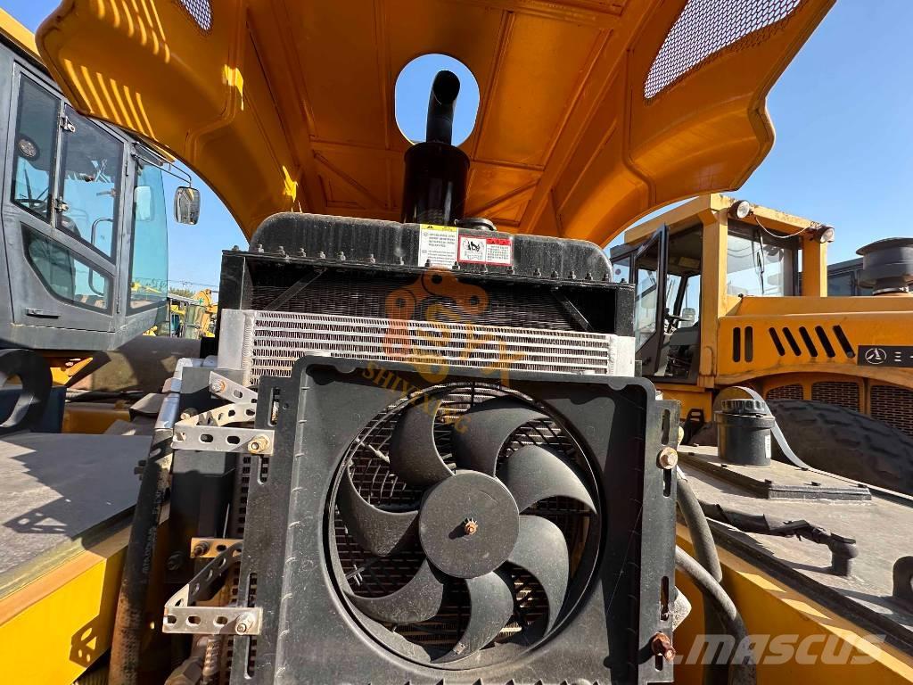 XCMG XS 233J مداحل أحادية الأسطوانة