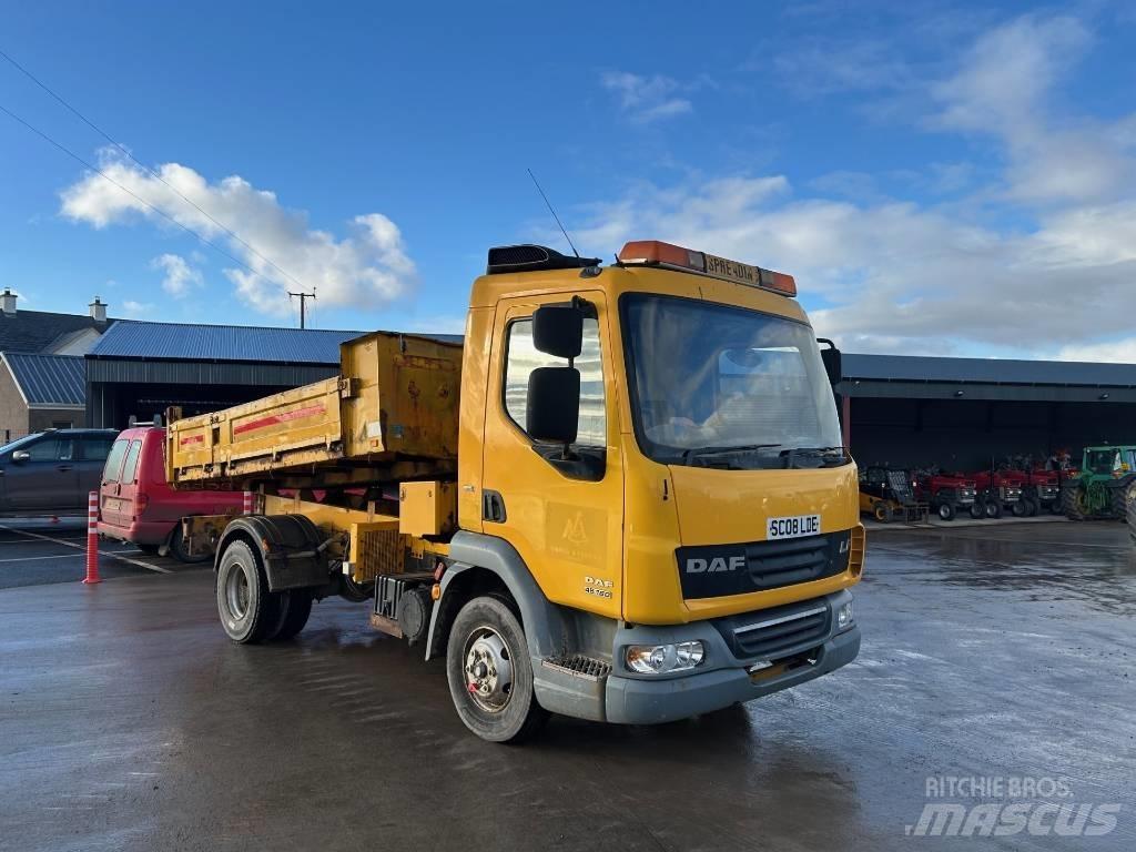DAF LF 45.160 شاحنات قلابة