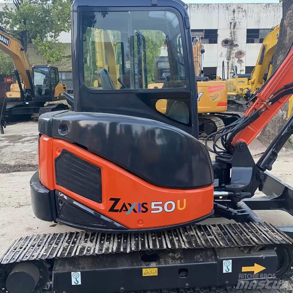 Hitachi ZX 50 U حفارات زحافة