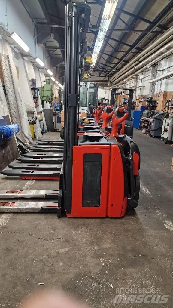 Linde l14 AP شاحنات ذات رافعات شوكية تعمل بالكهرباء