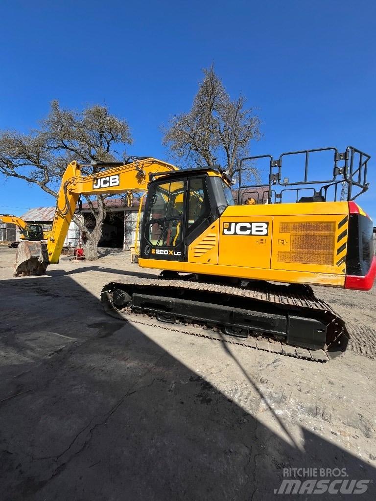JCB JS 220 LC حفارات زحافة