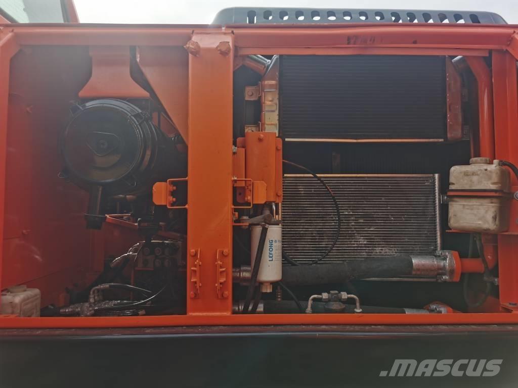Doosan DX225LC-9C حفارات زحافة