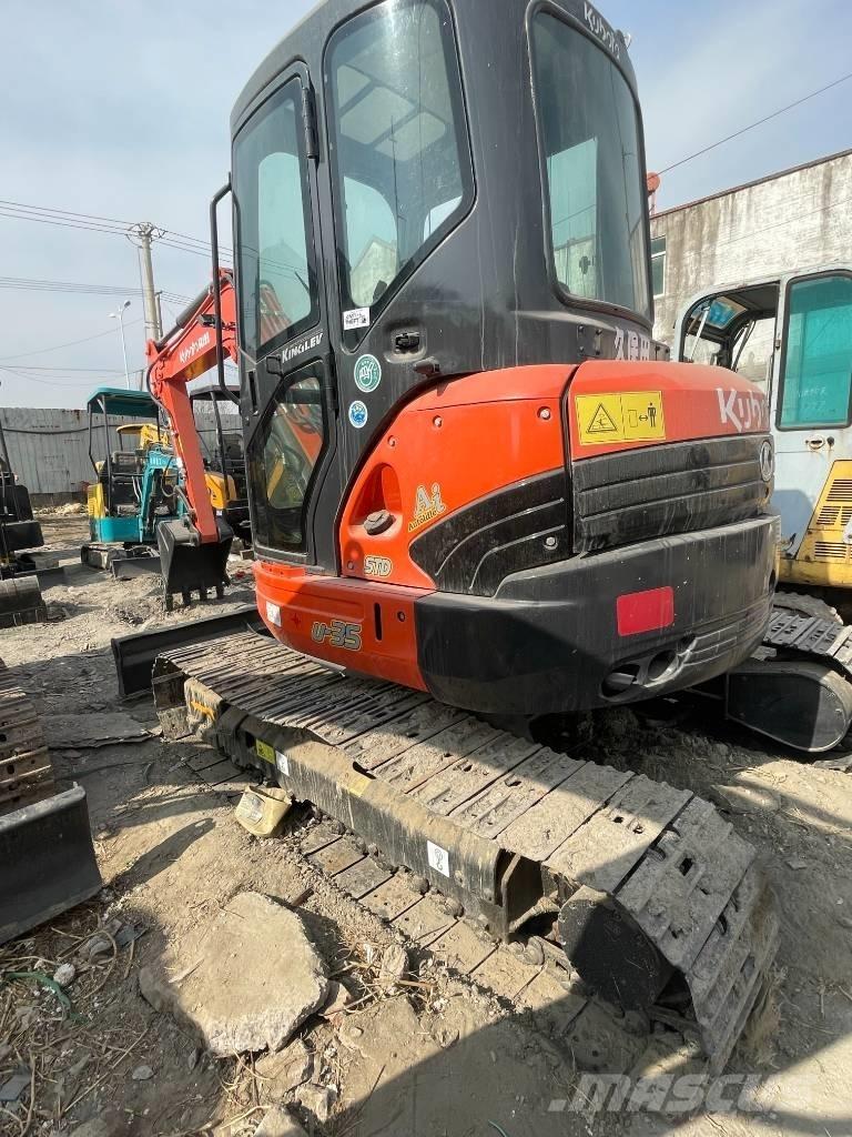 Kubota U35 حفارات صغيرة أقل من 7 طن (حفارات صغيرة)