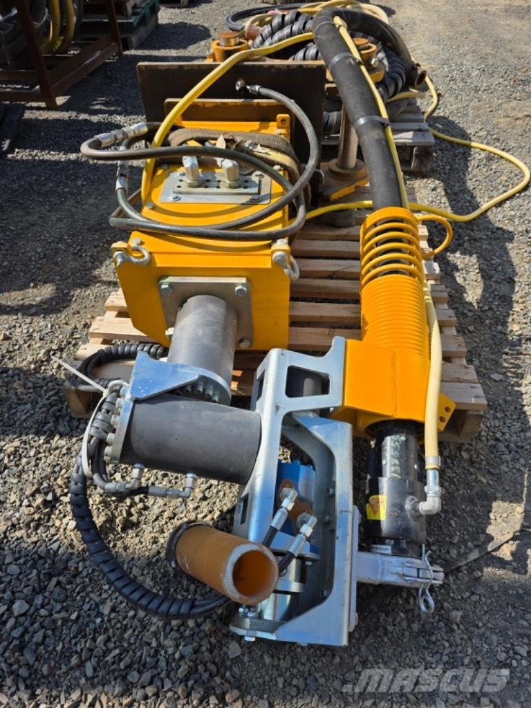 Normet Aliva (#1045) مضخات خرسانة