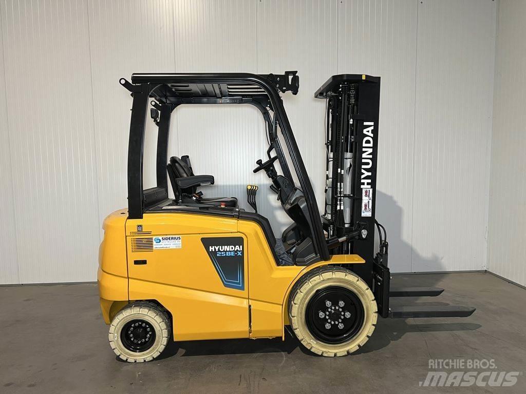 Hyundai 25BE-X شاحنات ذات رافعات شوكية تعمل بالكهرباء
