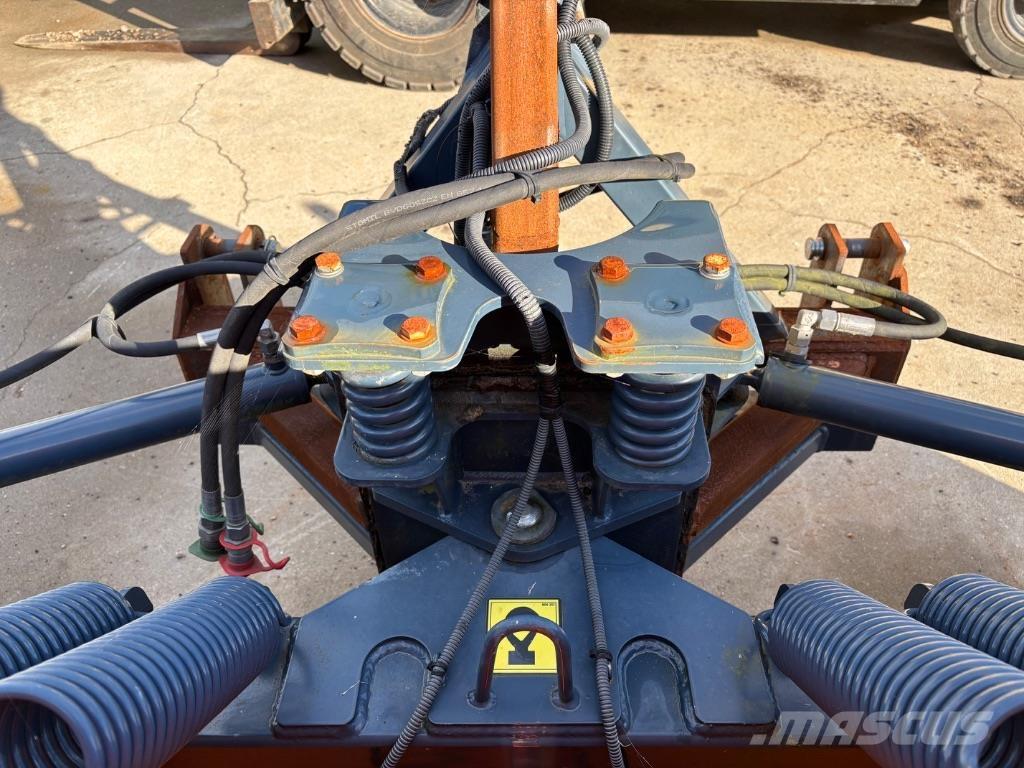  Ozamet  TR32 حراثات ونصول الجليد