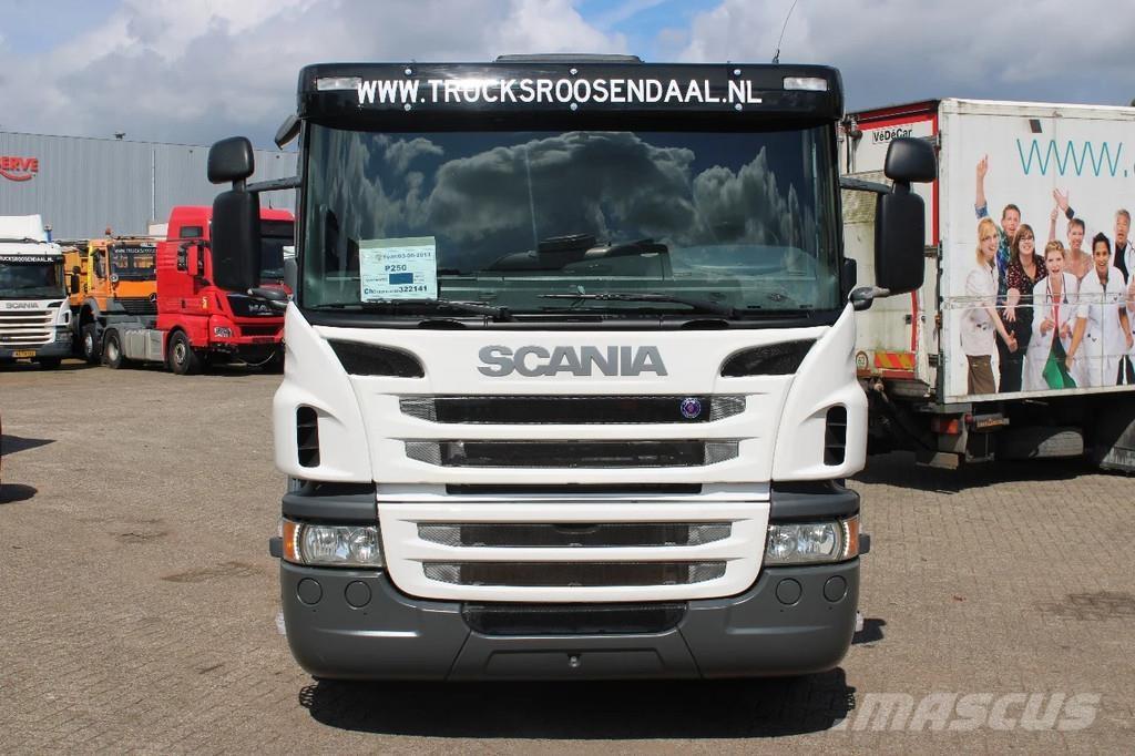 Scania P250 + EURO 6 شاحنات بمقصورة وهيكل