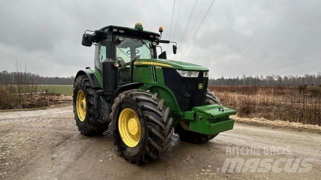 John Deere 7250R الجرارات