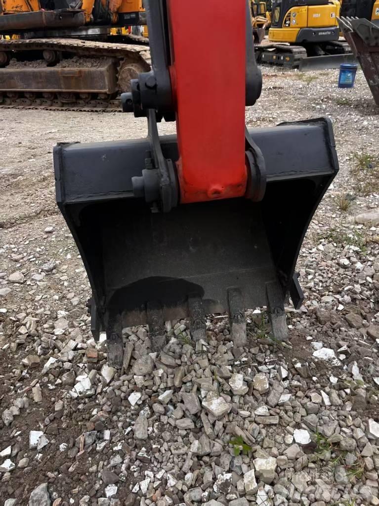 Kubota U 55 حفارات وسط 7 طن - 12 طن