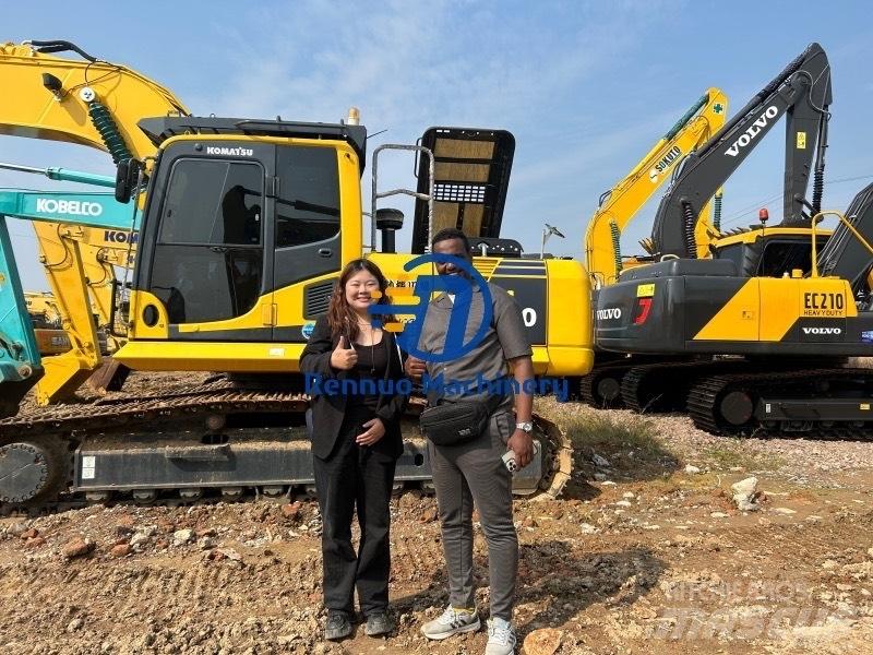 Komatsu PC200-7 حفارات زحافة