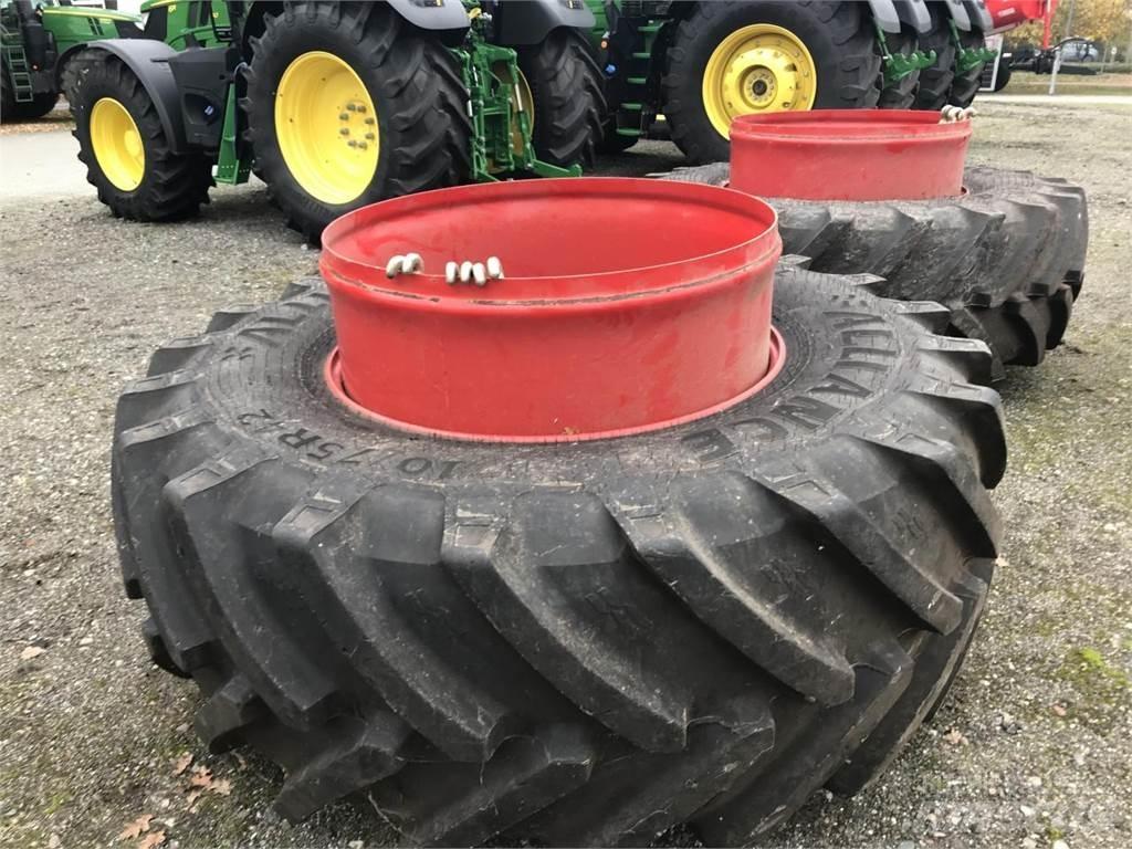 Alliance 710/75R42 الإطارات والعجلات والحافات