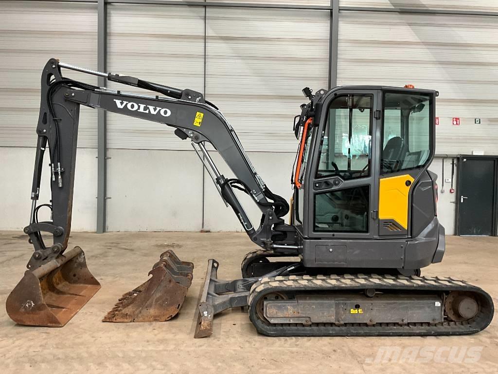 Volvo ECR 50 F حفارات صغيرة أقل من 7 طن (حفارات صغيرة)