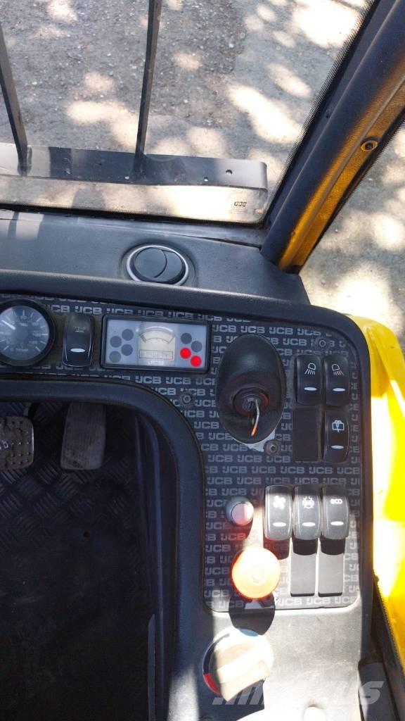 JCB TLT 35 D مناولات متداخلة