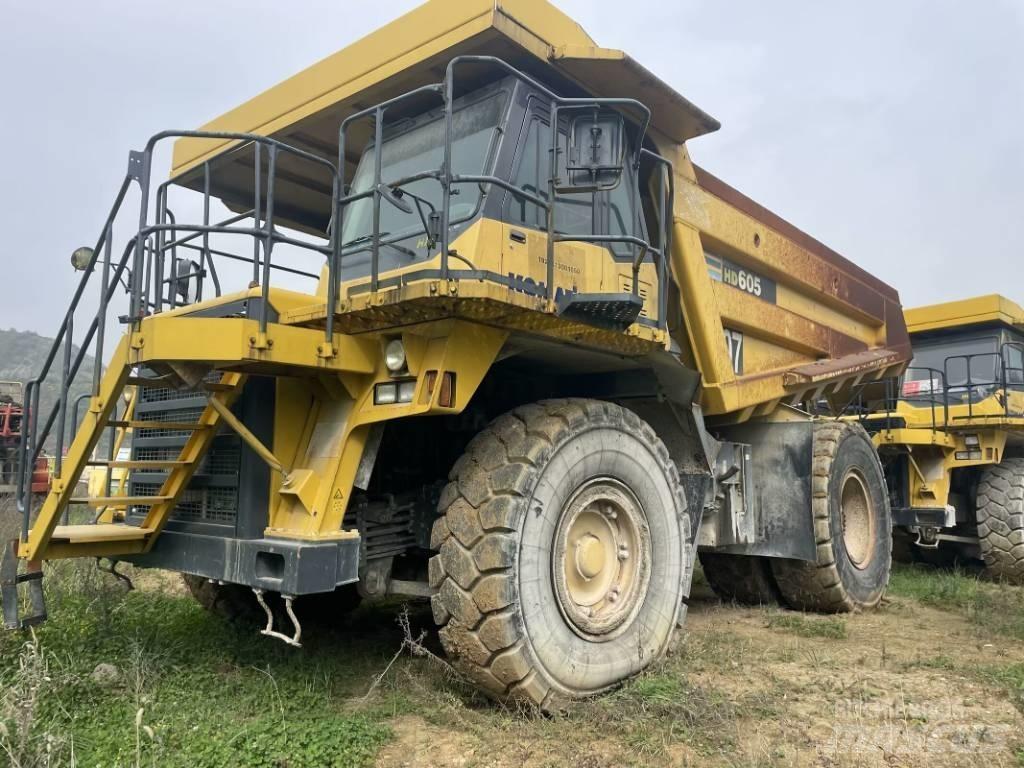 Komatsu HD 605-7 شاحنات المخلفات الصلبة