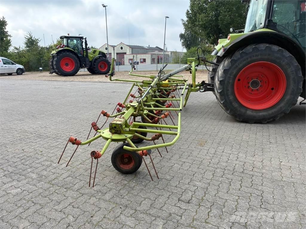 CLAAS VOLTO 870 مكابس وميبسات التبن