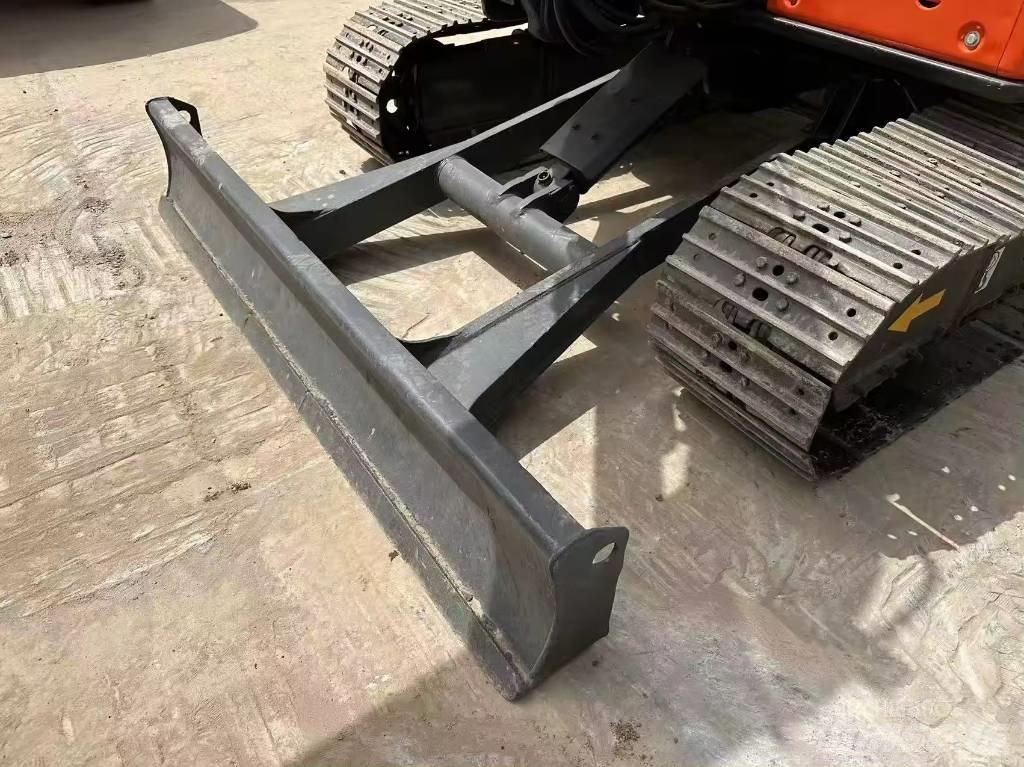 Hitachi ZX 50 U حفارات صغيرة أقل من 7 طن (حفارات صغيرة)