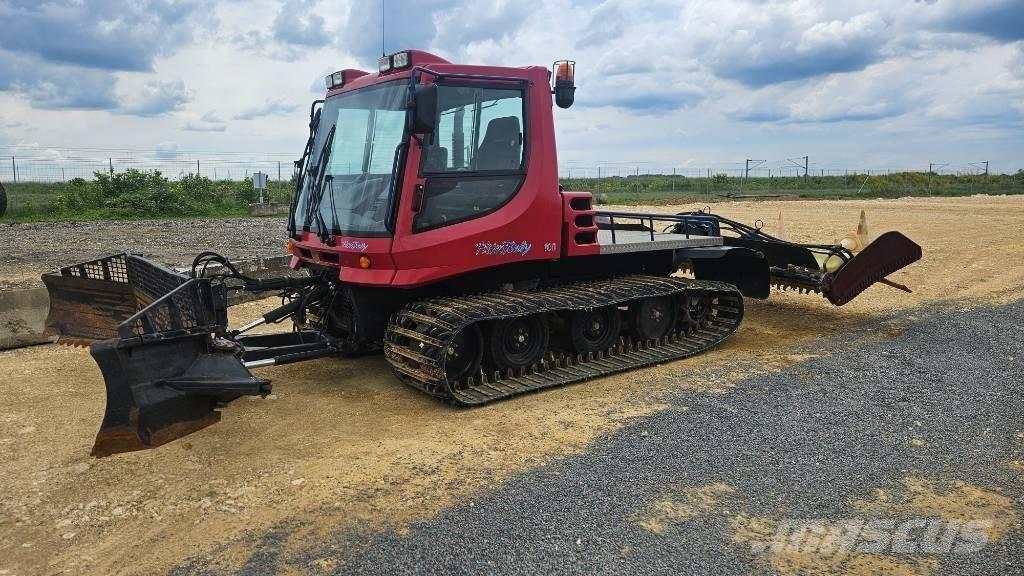  Pistenbully PB 100 كاسحات جليد