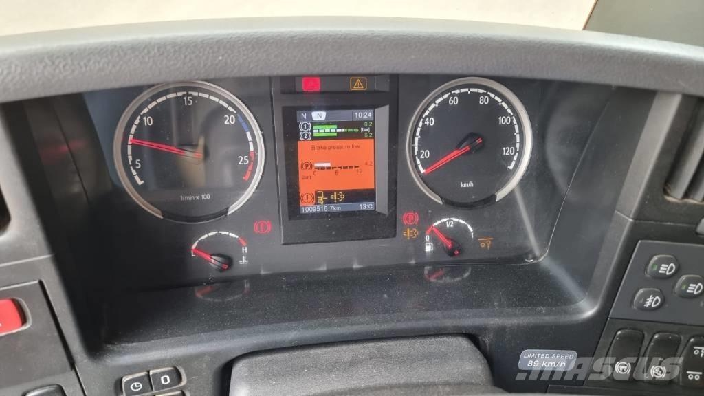 Scania R 560 وحدات الجر