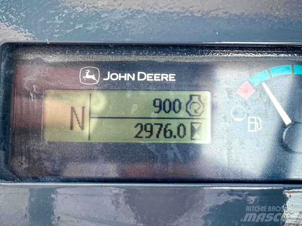 John Deere 210 LE EP لوادر وحفارات أمامية