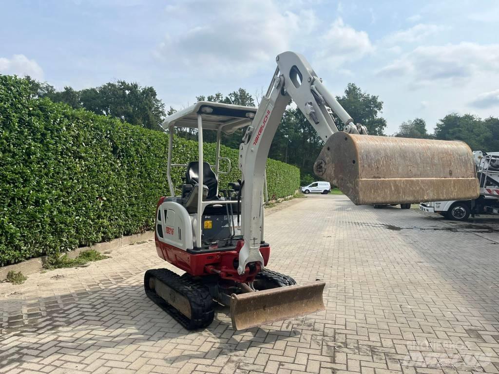 Takeuchi TB 216 حفارات صغيرة أقل من 7 طن (حفارات صغيرة)