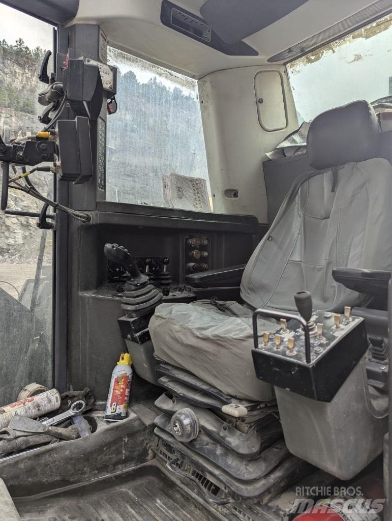 Atlas Copco D60-SF معدات الثقب السطحي