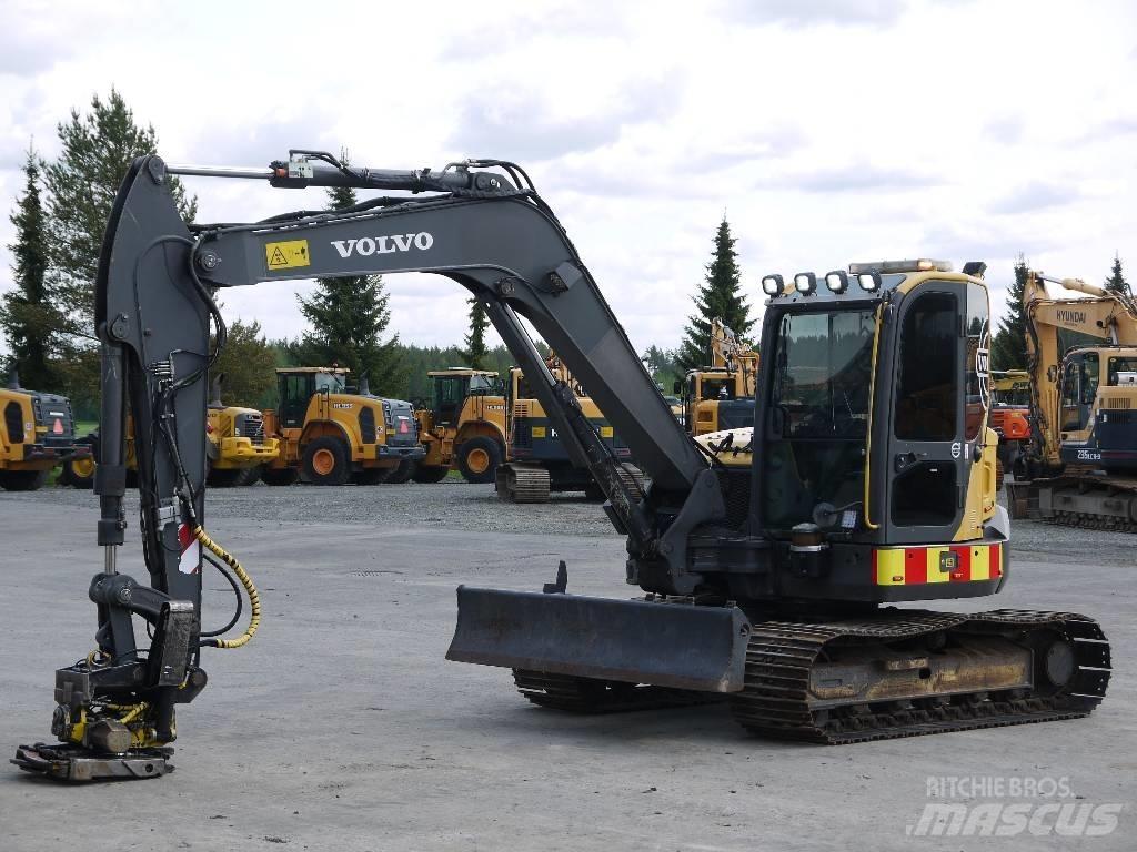 Volvo ECR 88 D حفارات وسط 7 طن - 12 طن