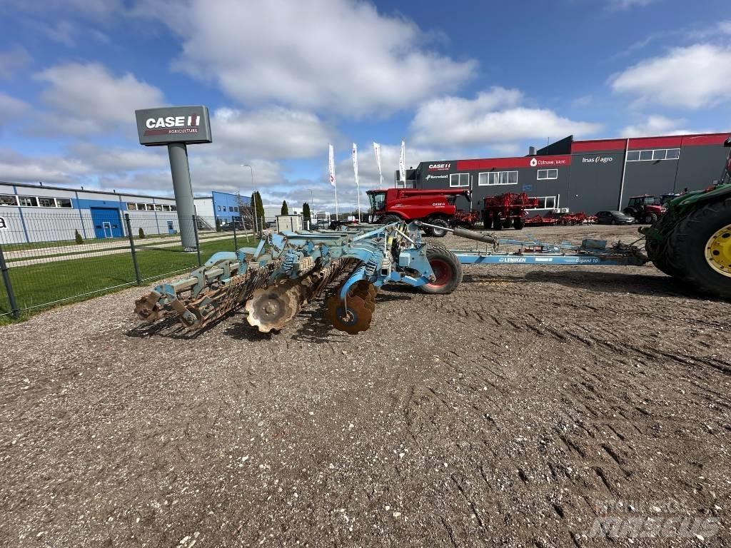 Lemken Gigant 8m زحافات ساحقة