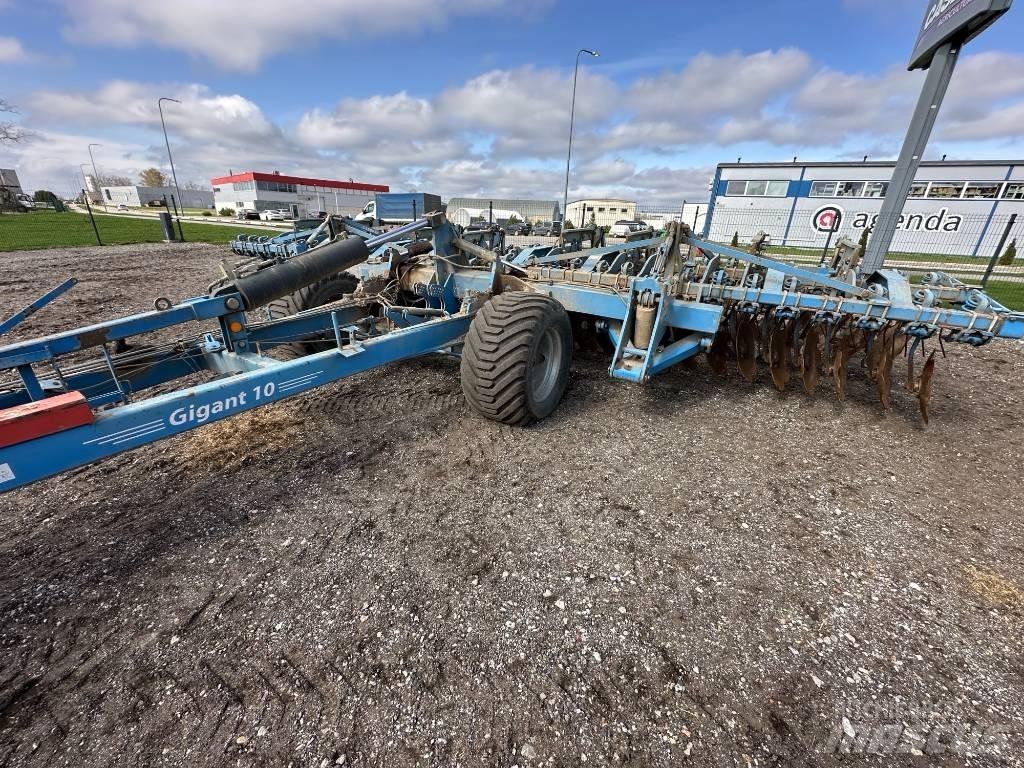 Lemken Gigant 8m زحافات ساحقة